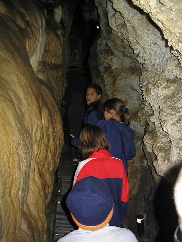 Tour in Middle Cave.